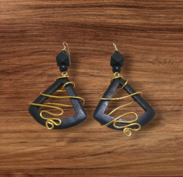 Queen-tee Triangle Wooden Earrings