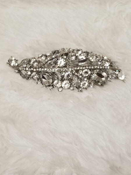 Rhinestone Leaf Style Brooch Pin