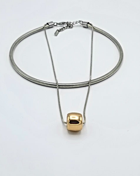 Tri-Color Choker Necklace